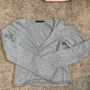 brandy melville long sleeve shirt
